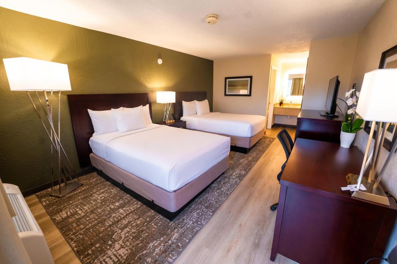 Mai Hana Hotel- Intl Drive, Trademark Collection By Wyndham Williamsburg Екстер'єр фото