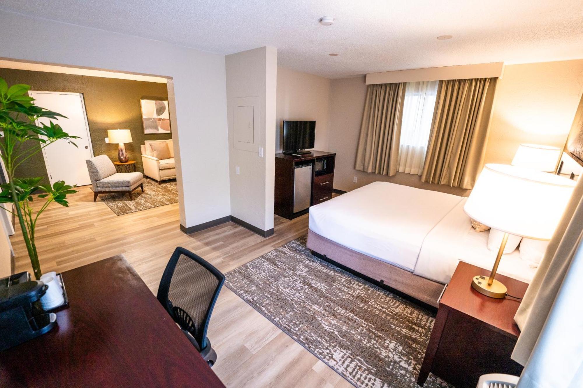 Mai Hana Hotel- Intl Drive, Trademark Collection By Wyndham Williamsburg Екстер'єр фото